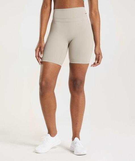 Gymshark Whitney Cycling Női Rövidnadrág Bézs | HU-A-354