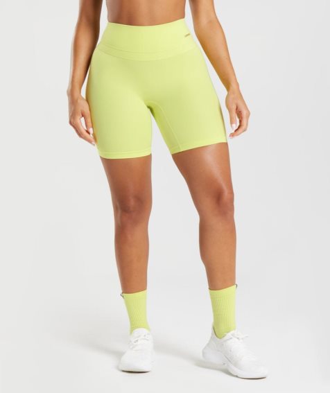 Gymshark Whitney Cycling Női Rövidnadrág Sárga | HU-V-790