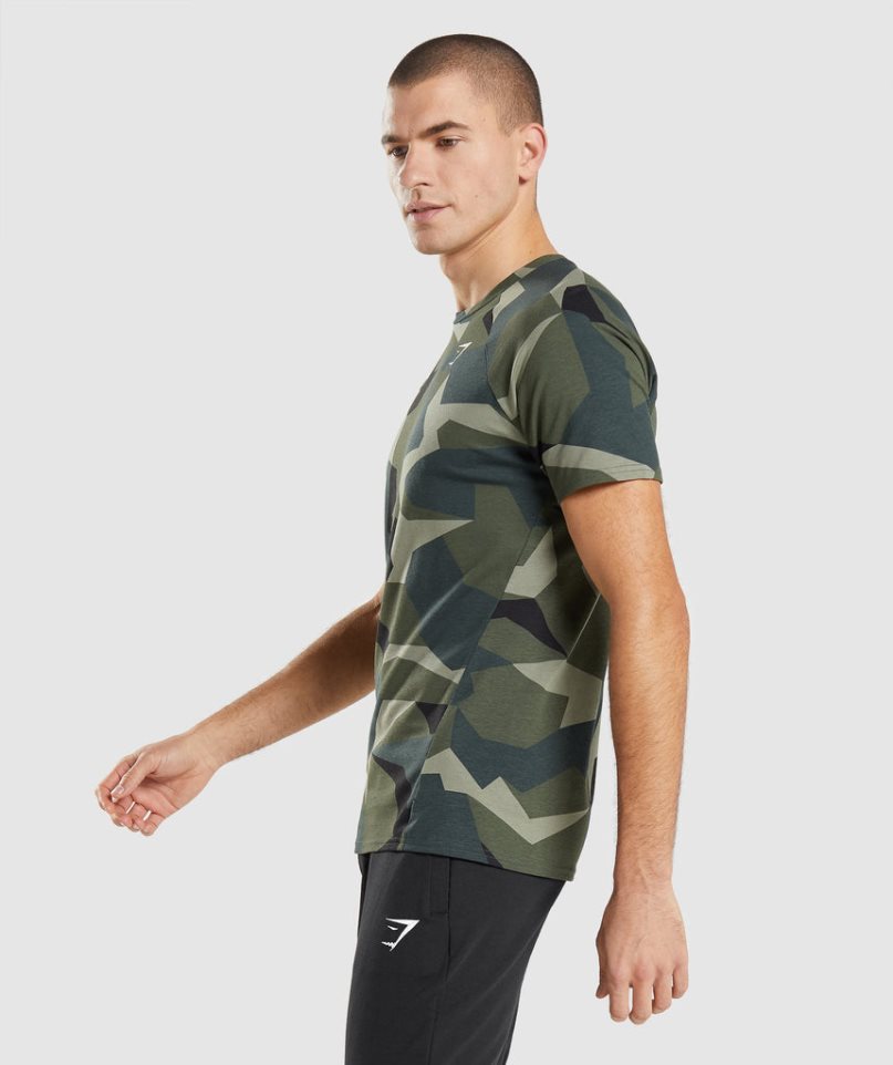 Gymshark Critical Férfi Póló Camo | HU-D-690
