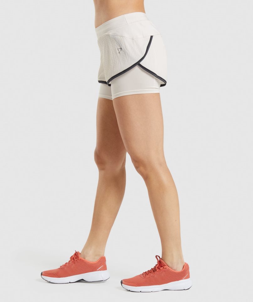 Gymshark Speed 2 In 1 Női Rövidnadrág Fehér | HU-U-309
