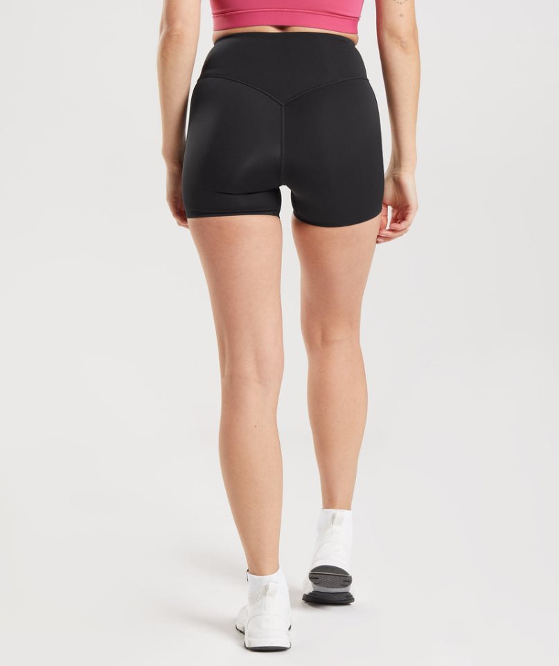 Gymshark Studio Női Rövidnadrág Fekete | HU-Q-352