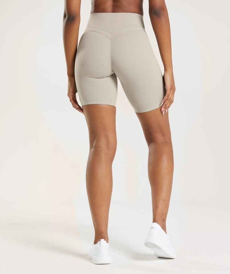 Gymshark Whitney Cycling Női Rövidnadrág Bézs | HU-A-354